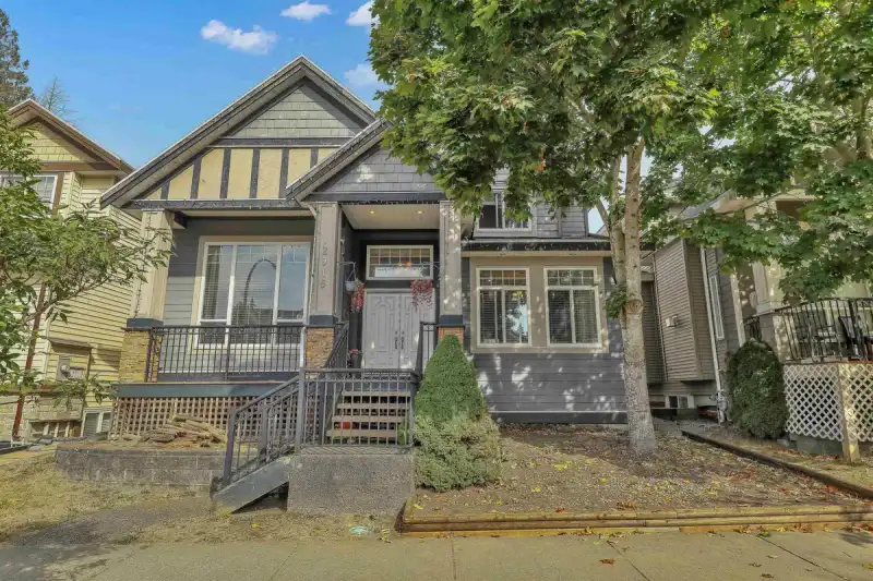 12915 58B AVENUE - photo 1 of 40