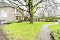 5 6588 188 STREET - thumbnail 22