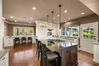 16438 77 AVENUE - thumbnail 11