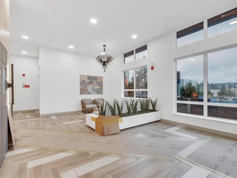 110 13439 94A AVENUE - photo 2 of 24