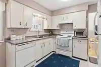 13318 SUTTON PLACE - thumbnail 9
