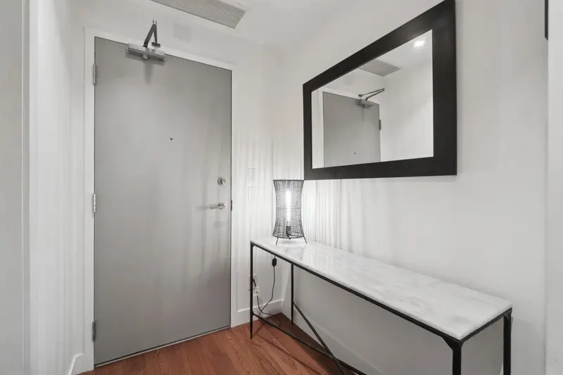 225 108 E 1ST AVENUE - photo 3 of 23