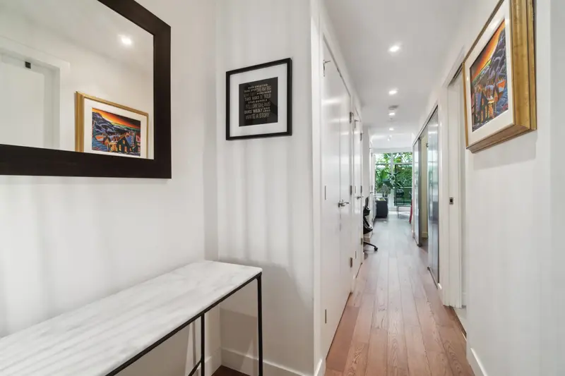 225 108 E 1ST AVENUE - photo 4 of 23