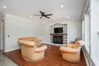 5882 126 STREET - thumbnail 9