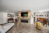 122 8234 134TH STREET - thumbnail 3