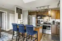 403 19388 65 AVENUE - thumbnail 1