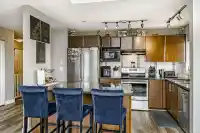403 19388 65 AVENUE - thumbnail 2