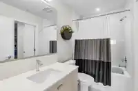 518 10838 WHALLEY BOULEVARD - thumbnail 18