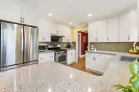 6155 191A STREET - thumbnail 10