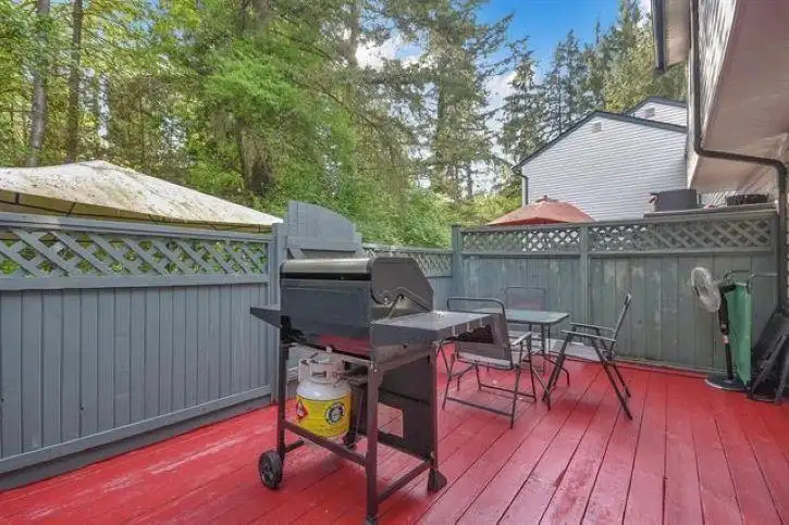 199 13640 67 AVENUE - photo 2 of 26