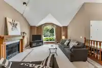 10527 164 STREET - thumbnail 4