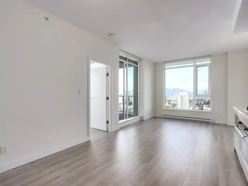4009 13696 100 AVENUE - photo 3 of 37