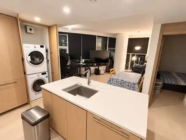 2908 13768 100 AVENUE - photo 2 of 5