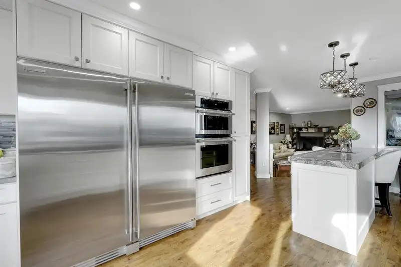16346 80 AVENUE - photo 3 of 40