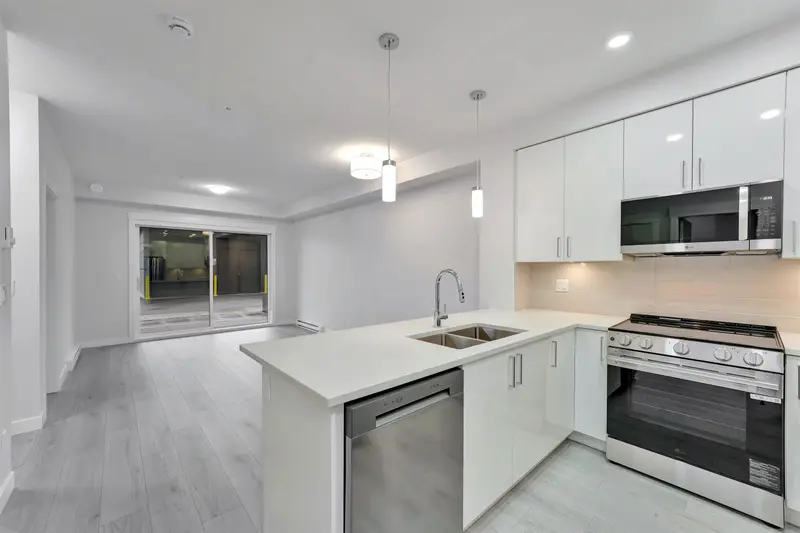 104 33886 PINE STREET - photo 3 of 25