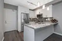 105 6490 194 STREET - thumbnail 5