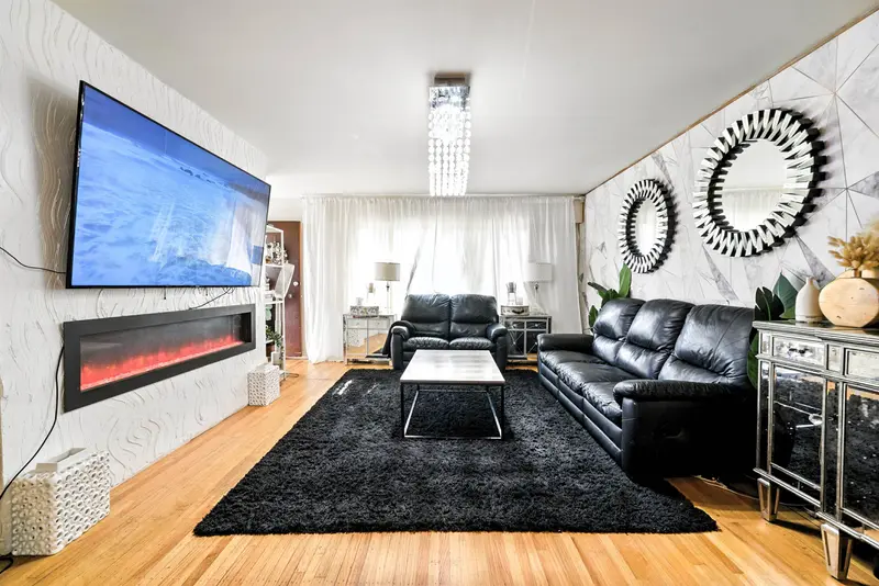 4987 HOY STREET - photo 3 of 25