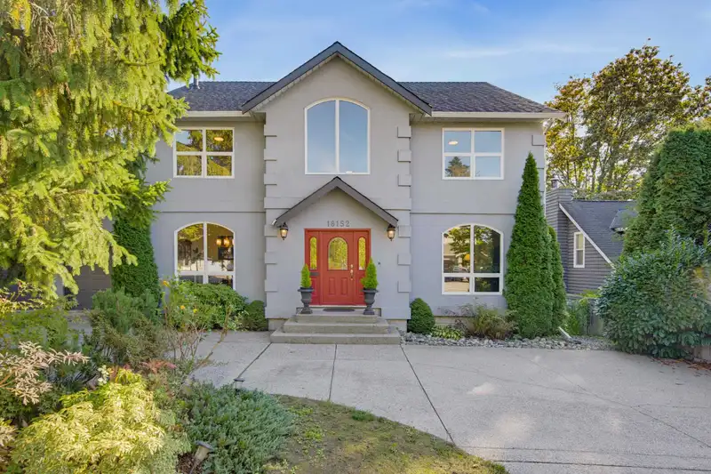 18152 58 AVENUE - photo 1 of 25