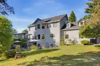 18152 58 AVENUE - thumbnail 39