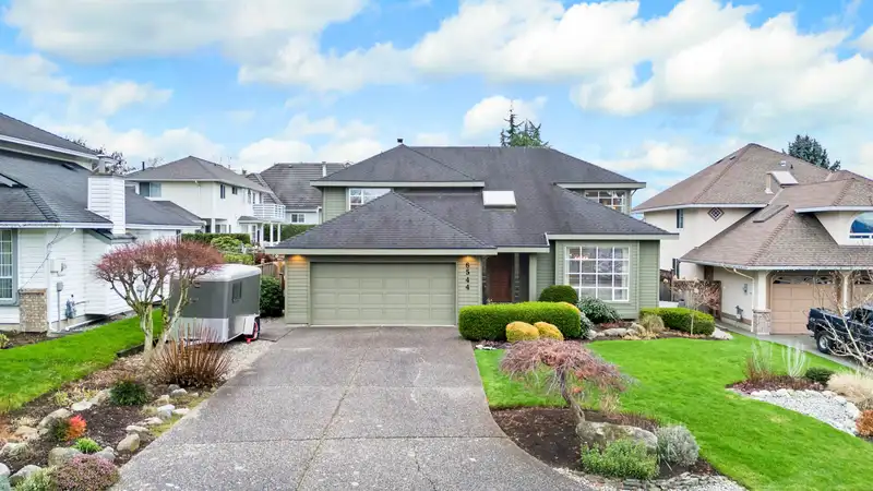 6544 CLAYTONHILL GROVE - photo 1 of 40