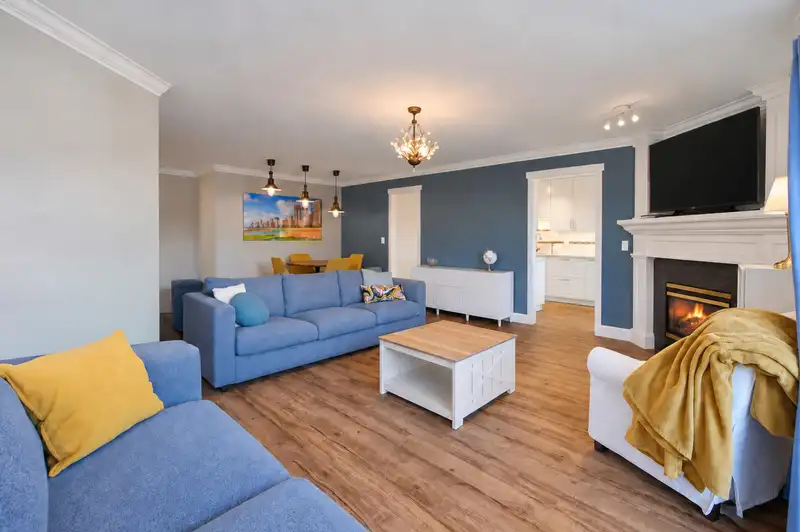 306 14993 101A AVENUE - photo 4 of 25