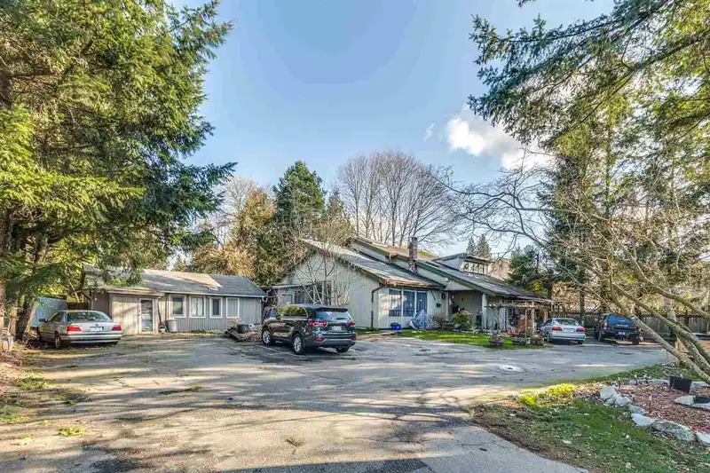 9234 156 STREET - photo 1 of 1