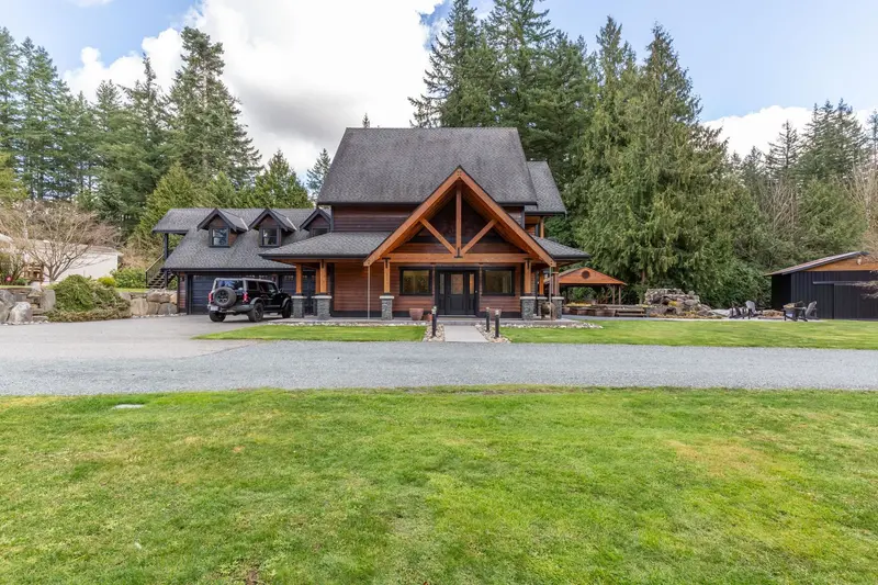 20078 27 AVENUE - photo 1 of 25