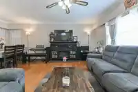 9826 124A STREET - thumbnail 2