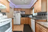 9826 124A STREET - thumbnail 15