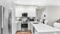 302 10838 WHALLEY BOULEVARD - thumbnail 5