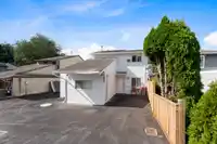 7675 125 STREET - thumbnail 2