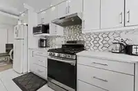 7675 125 STREET - thumbnail 5