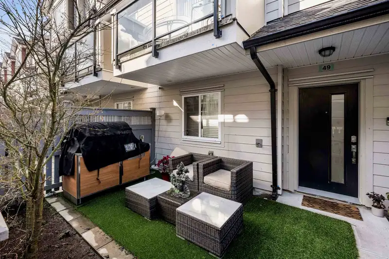 49 13898 64 AVENUE - photo 3 of 30