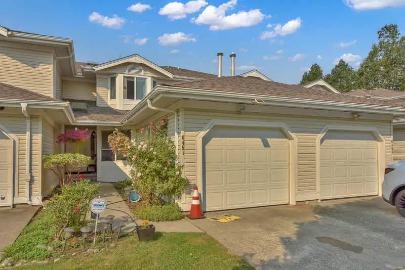 6451 121A STREET - photo 3 of 36