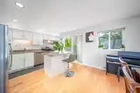 1 16388 85 AVENUE - thumbnail 3