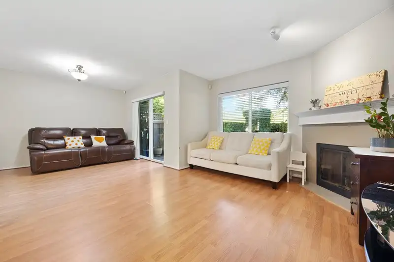 204 16233 82 AVENUE - photo 3 of 29