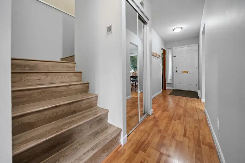 113 13880 74 AVENUE - photo 3 of 27