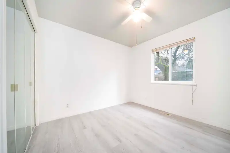 13613 HILTON ROAD - photo 4 of 25