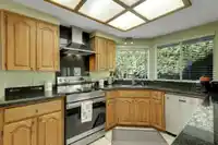 8182 140B STREET - thumbnail 10