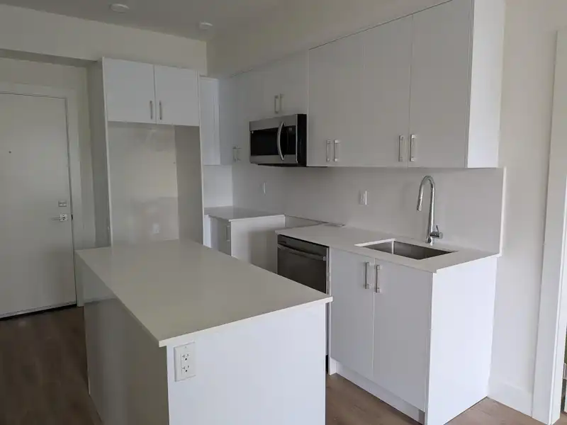 502 15739 FRASER HIGHWAY - photo 4 of 14