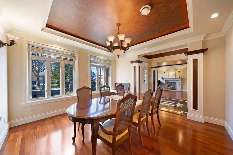 6166 DENBIGH AVENUE - photo 4 of 25