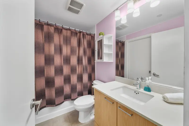 907 2789 SHAUGHNESSY STREET - photo 3 of 20