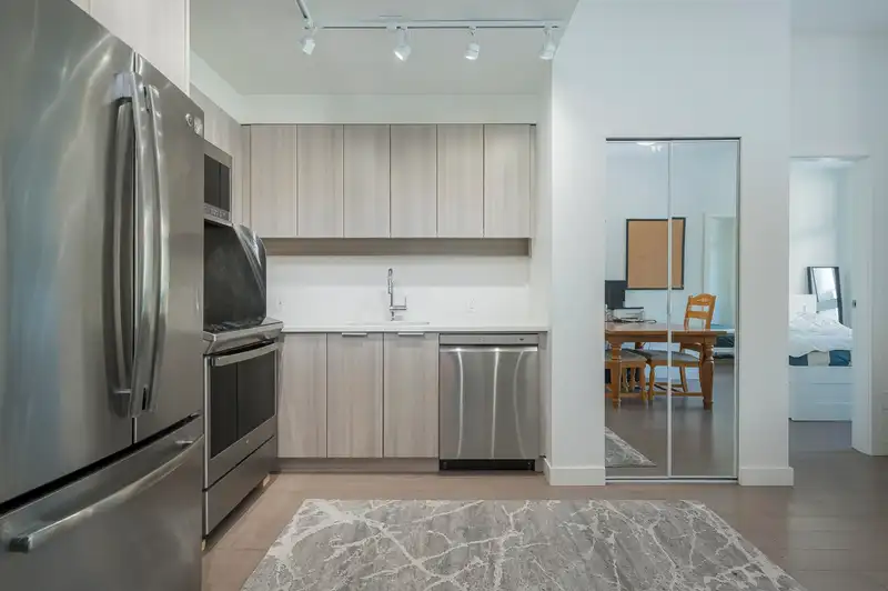 315 13308 CENTRAL AVENUE - photo 3 of 36
