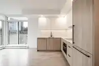 202 13685 102 AVENUE - thumbnail 2