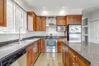 6630 192 STREET - thumbnail 8