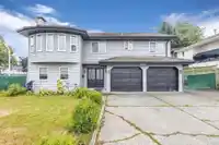 8266 132A STREET - thumbnail 2