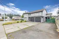 8266 132A STREET - thumbnail 3