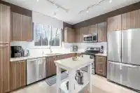 101 14833 61 AVENUE - thumbnail 4