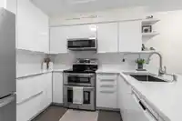 13 16318 82 AVENUE - thumbnail 9