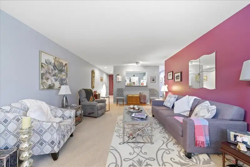 109 6385 121 STREET - photo 2 of 19
